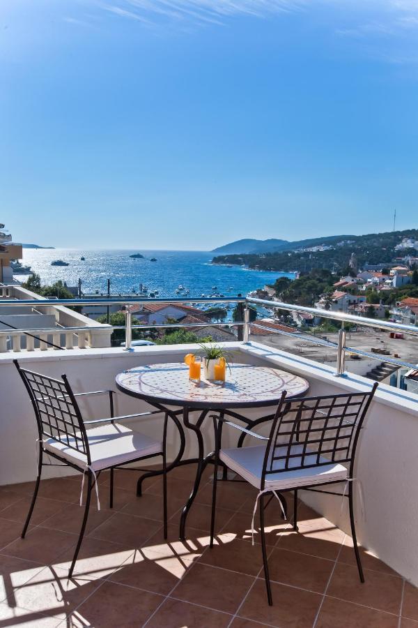 Apartments And Rooms Marija Hvar Town Exteriér fotografie